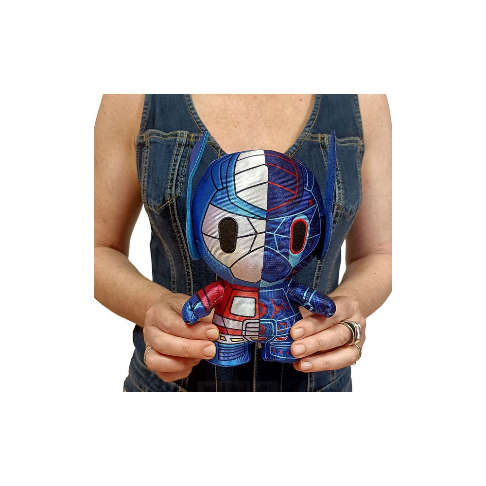 Peluche dznr transformers optimus prime
