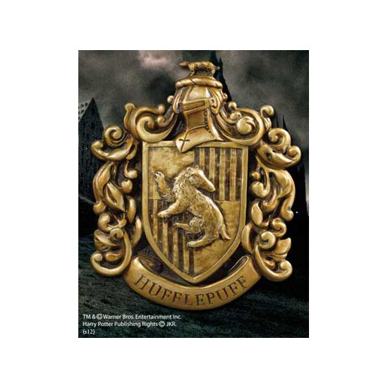Escudo de pared the noble collection harry potter casa hufflepuff resina 20 x 28 cm